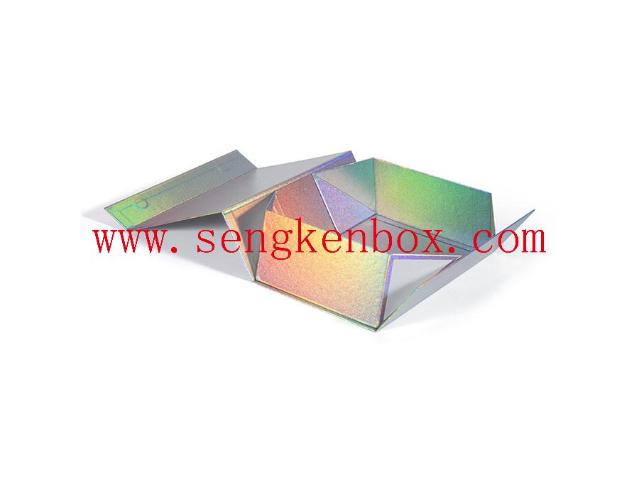 Geschenkbox aus glattem Ledermusterpapier
