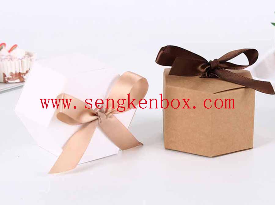 Faltbare Geschenkpapierbox