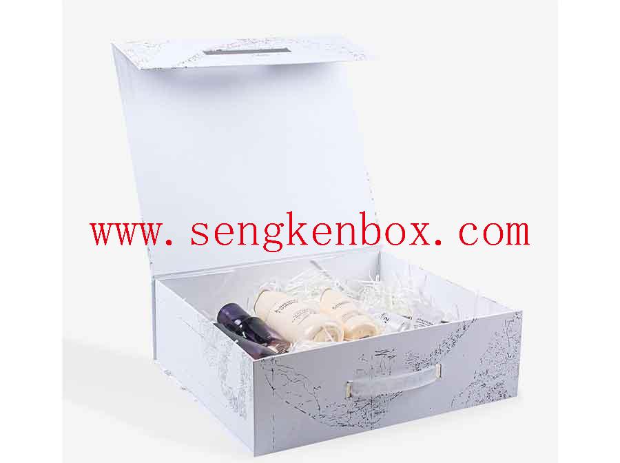 Geschenkbox aus recyceltem Kosmetikpapier