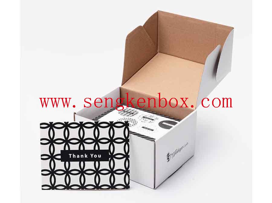 Kundenspezifische Recycling-Druck-Weiß-Dankeschön-Box