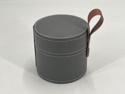 OEM und ODM Round leather box with handle for ceramic jar packaging zu verkaufen