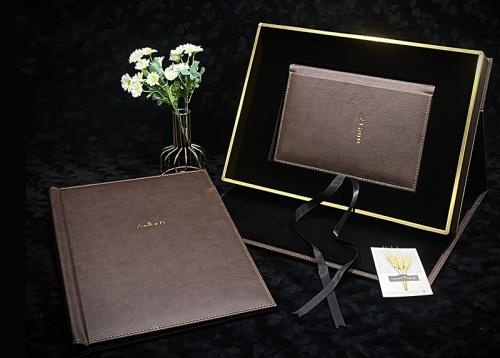 OEM und ODM Wholesale leather wedding album collection with ribbon gift box zu verkaufen